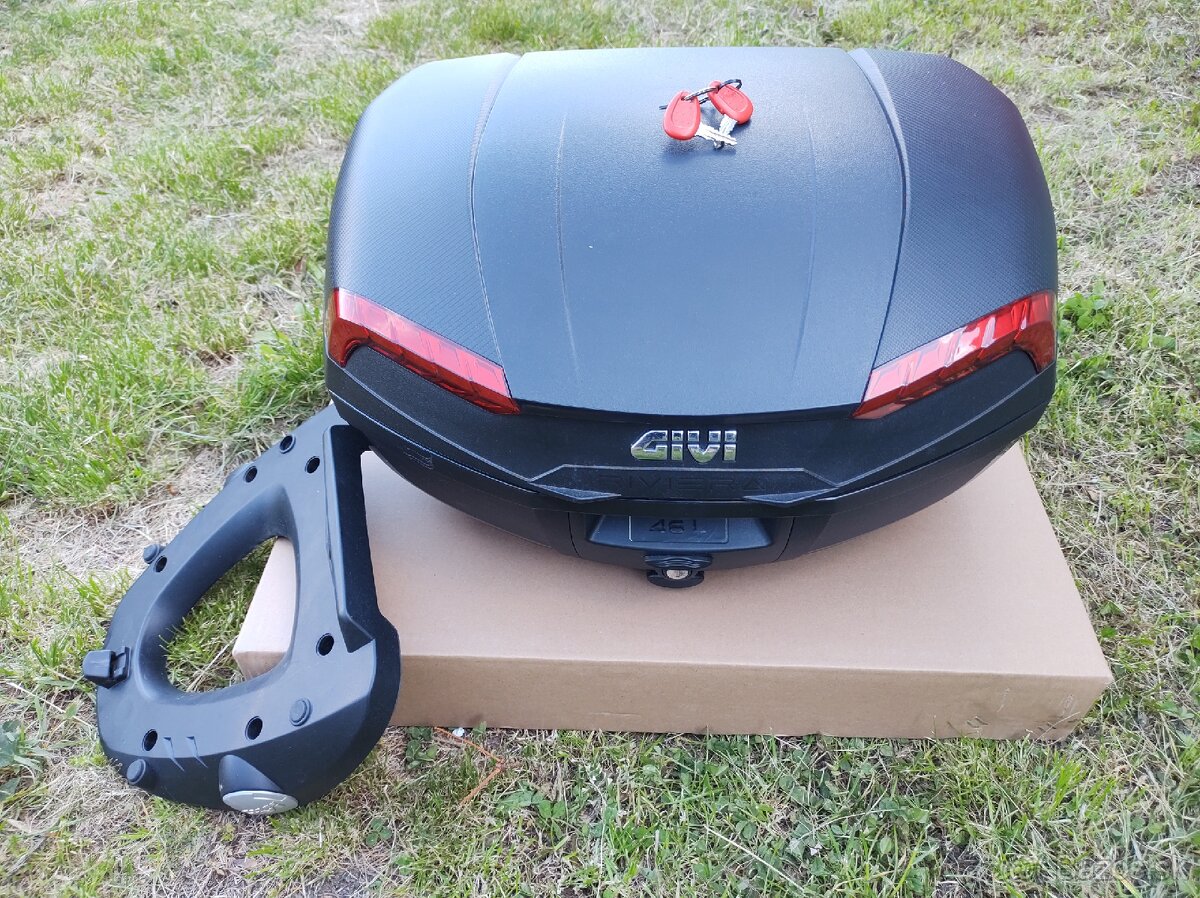 Givi kufor Riviéra 46L monolok systém aj s platňou