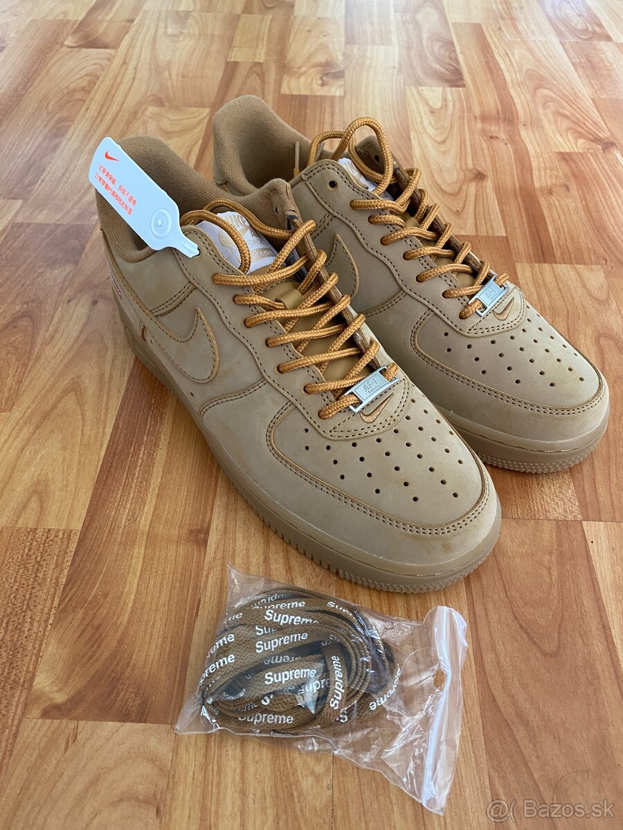 Air Force Supreme EUR 41 (Fake)