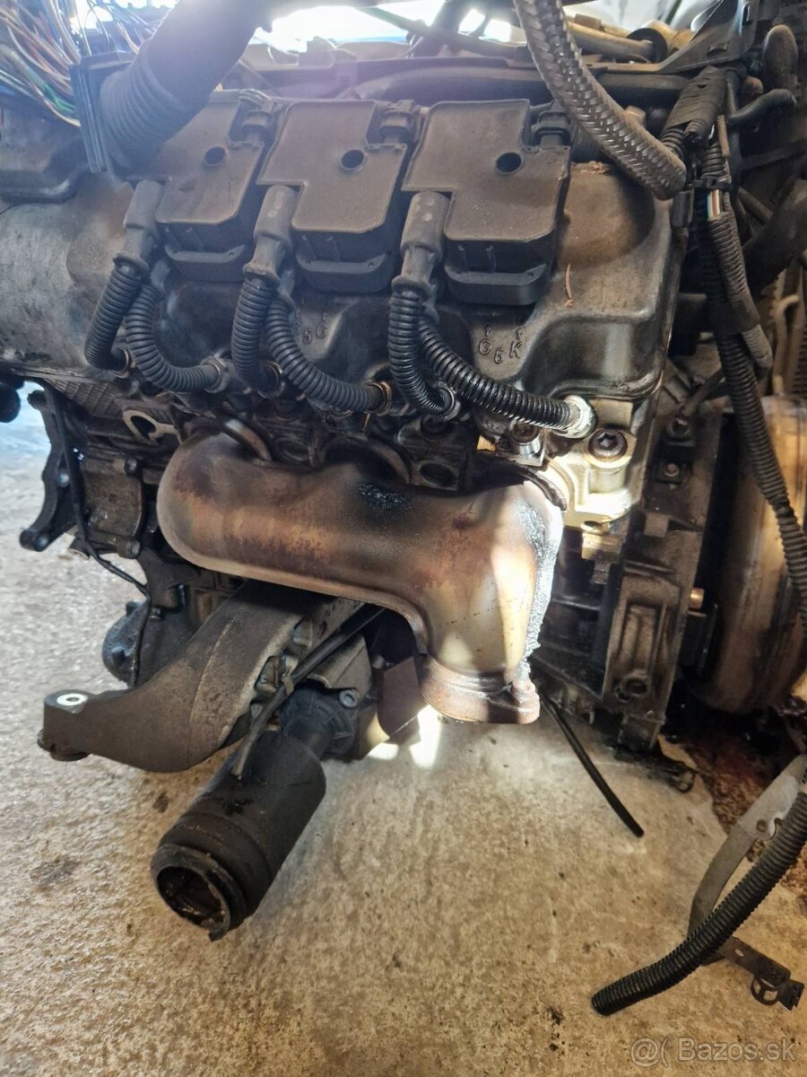 Motor Mercedes Benz C, W203