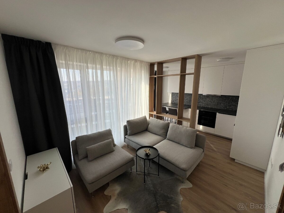 Predám 2 izb. byt, 41,60 m2, parking, pivnica Lorinčík Háje