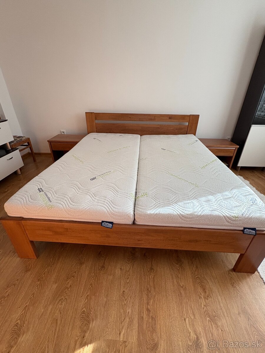 manželská posteľ