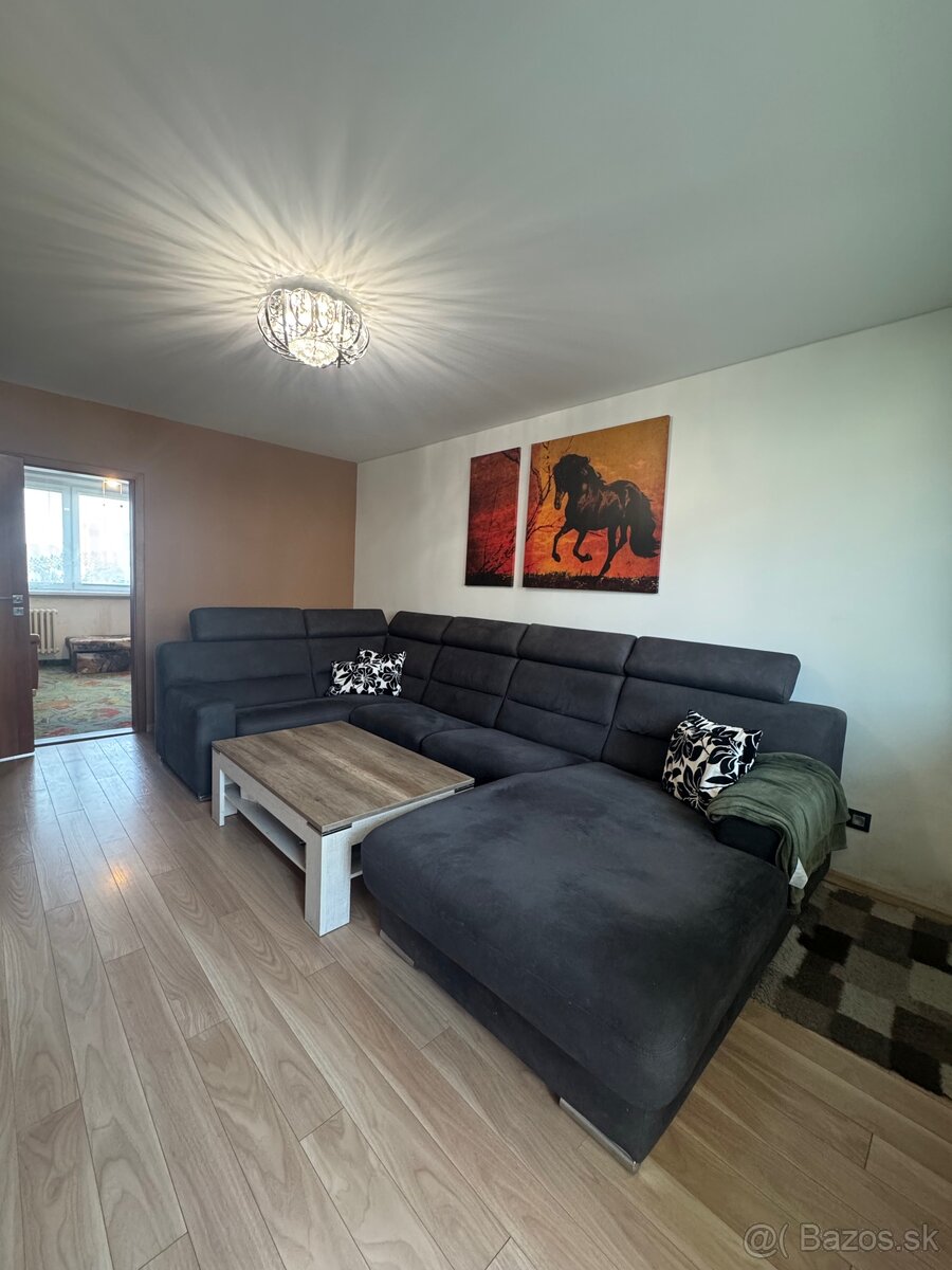 4-IZB BYT V BRATISLAVE plná vybavenosť