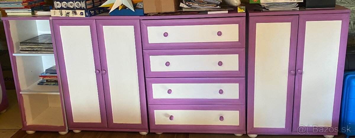 K DISPOZICII Drevené komody