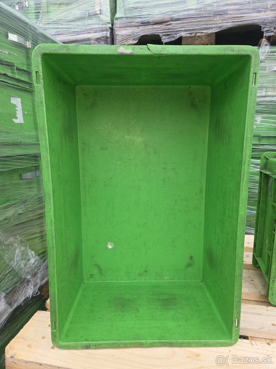 Bedničky prepravky, plastove boxy, MIERNE POŠKODENÉ