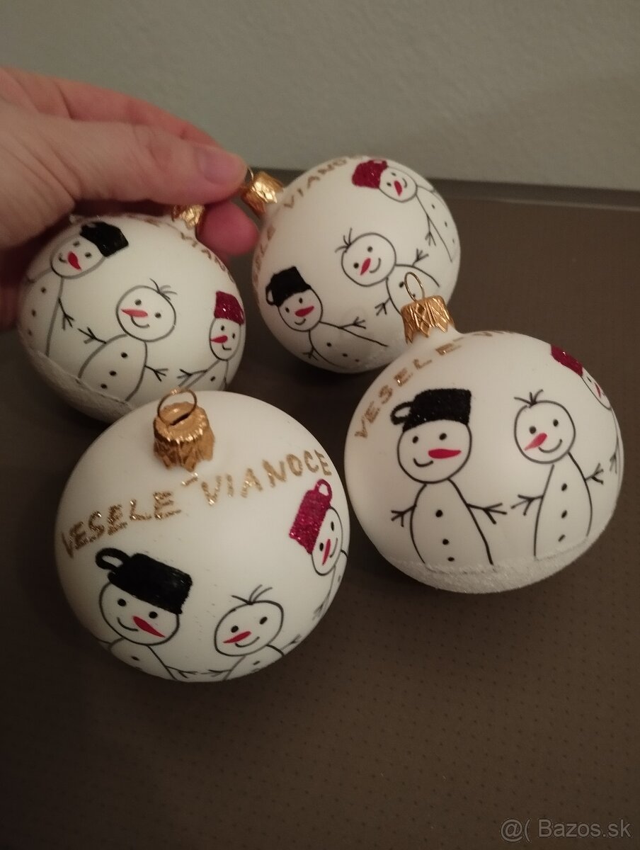 Vianočné ozdoby smehuliaci