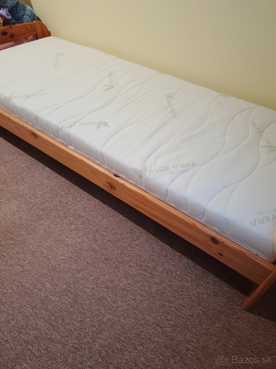 Posteľ + matrac