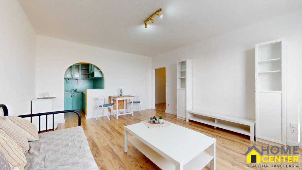 PRENÁJOM: zariadený 2 - izbový byt blízko centra - KOMÁRNO