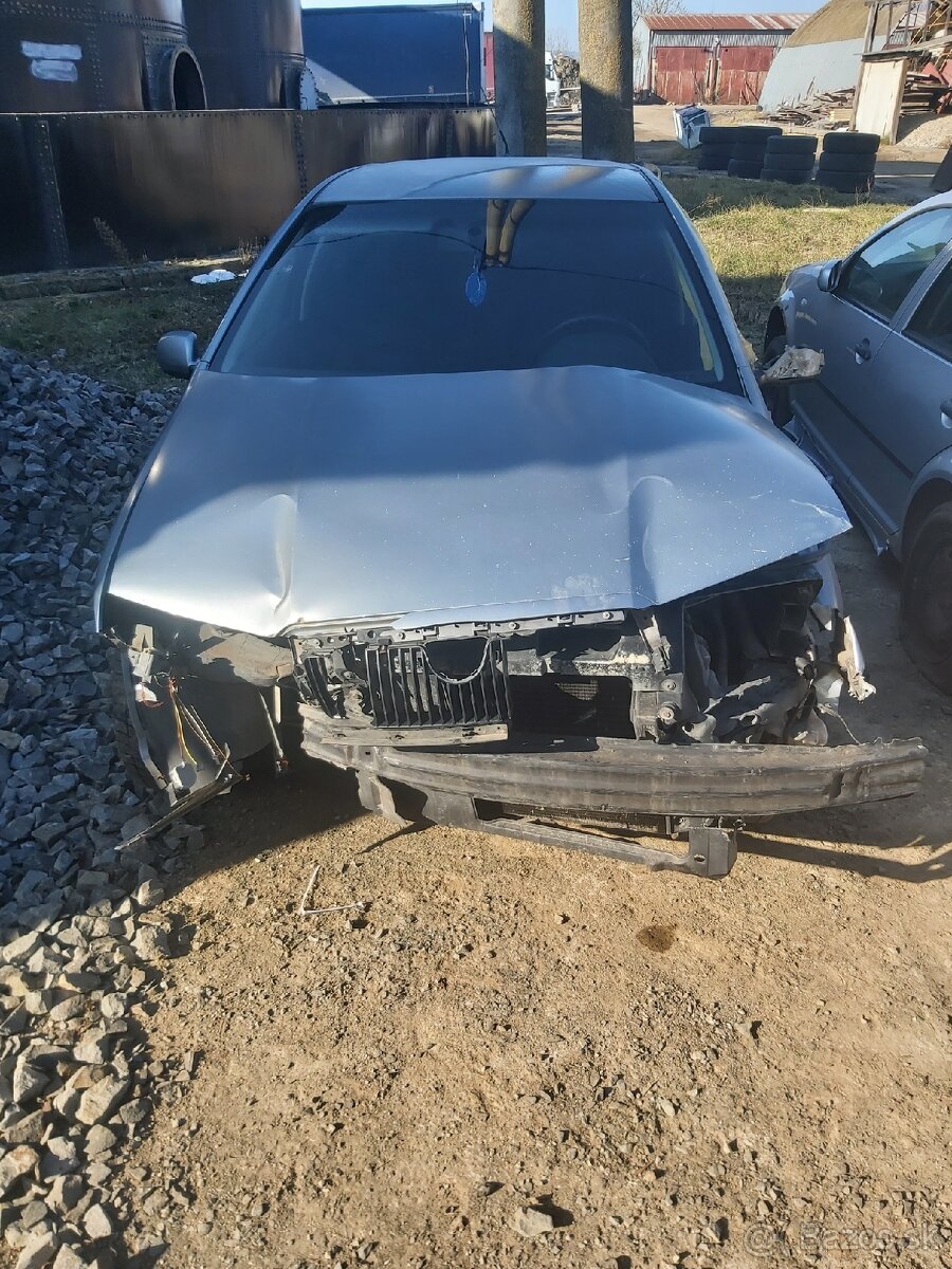 Rozpredám na diely škoda fabia 1.2 12V