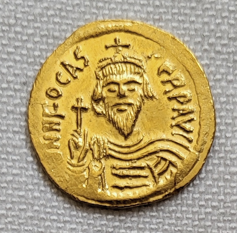 Zlatý solidus Phocas, 608-610, Byzantská ríša