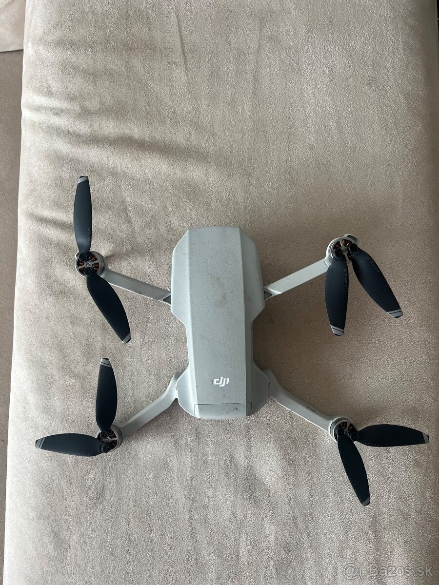 DJI MAVIC MINI 4K Fly more combo - poškodený