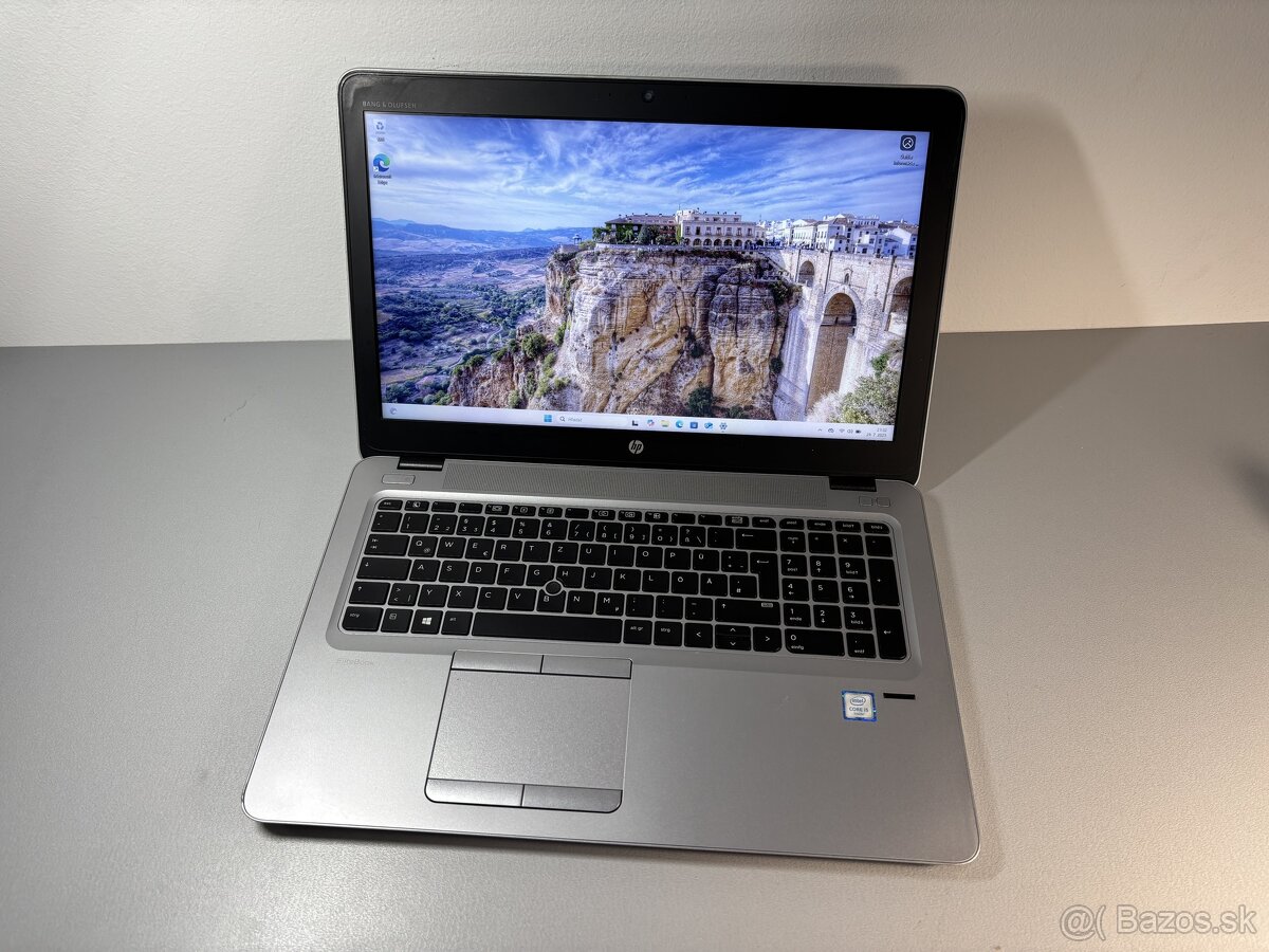 #051 - HP EliteBook 850 G3/i5 6200U/32GB/SSD+HDD/W11