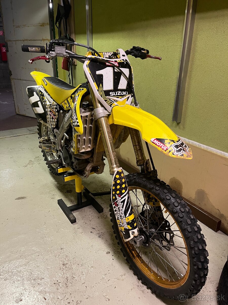Suzuki RMZ 250