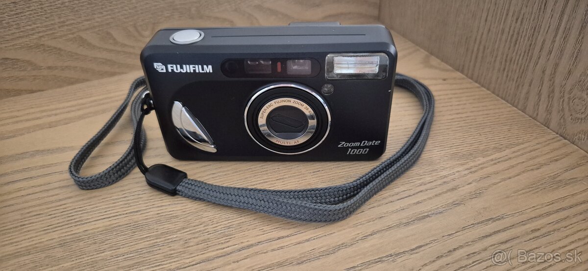 Fujifilm zoom date 1000 black