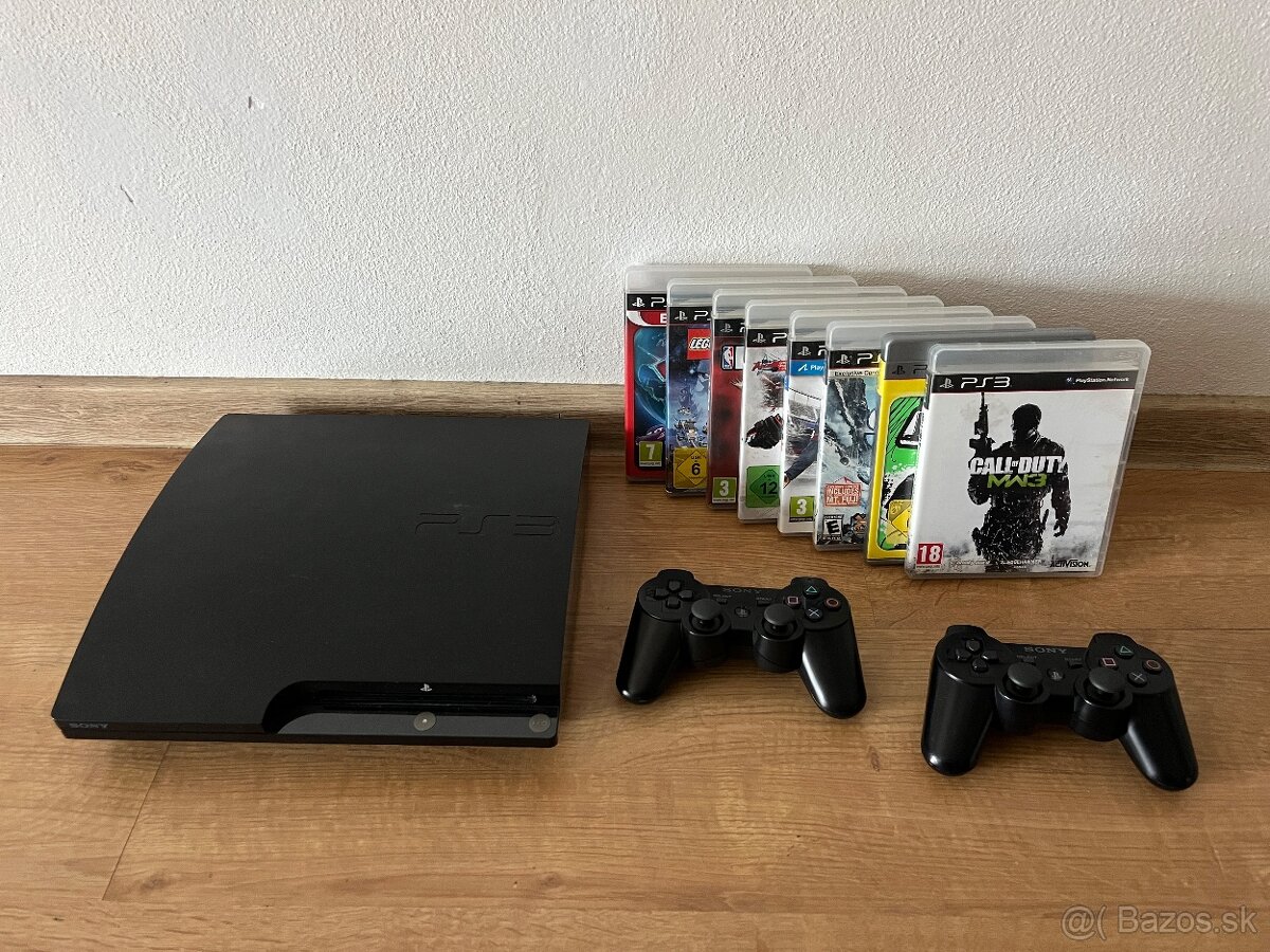 Predám PlayStation 3 Slim + 8 hier + 2x joystick