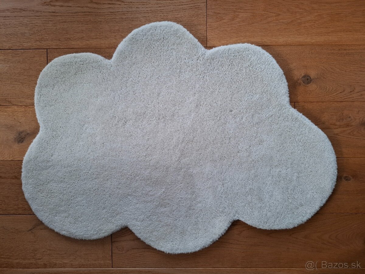 Detský vlnený koberec H&M v tvare obláčika, krémovej farby