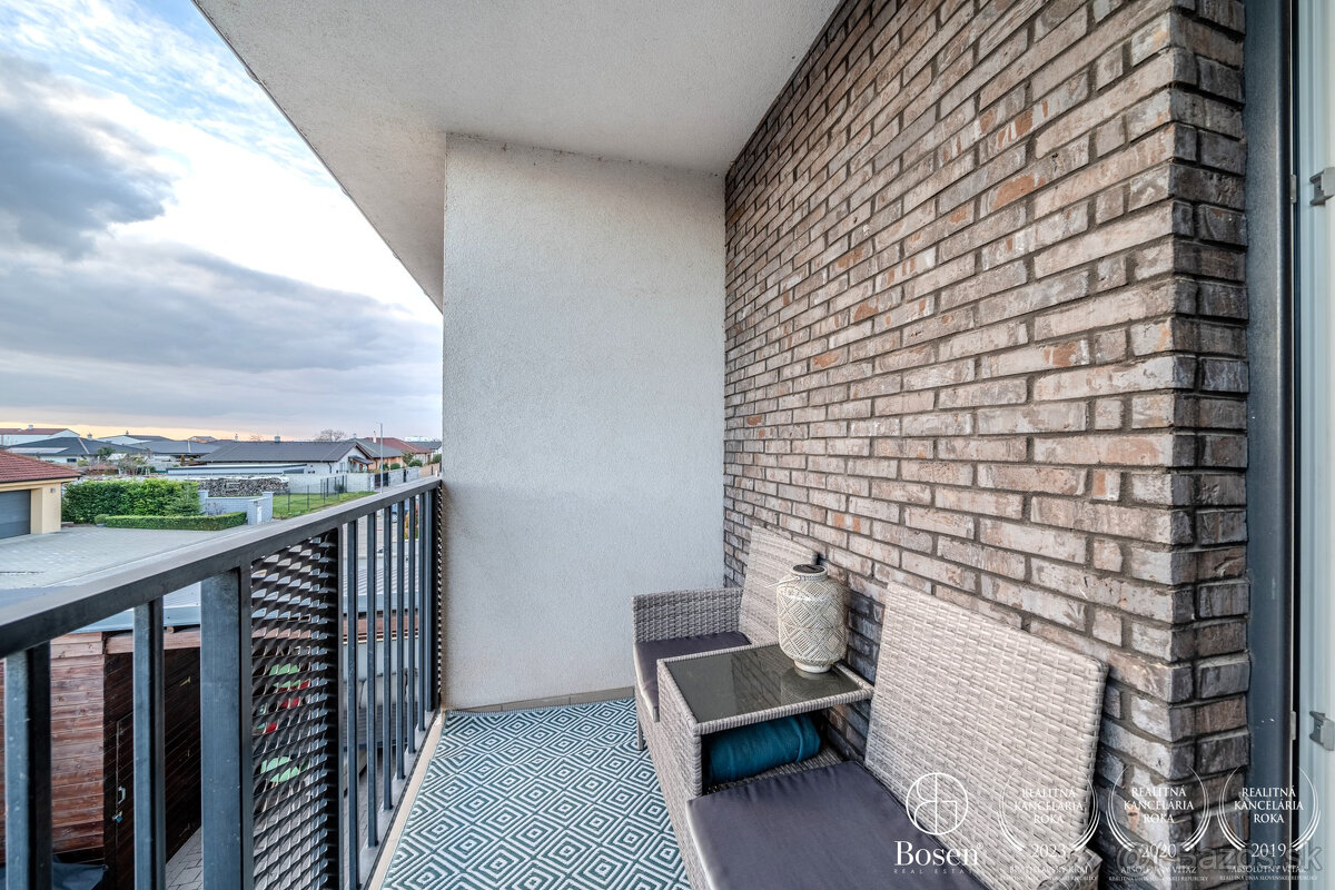 BOSEN | 3-izbový byt, s vlastným parkovaním+ balkón