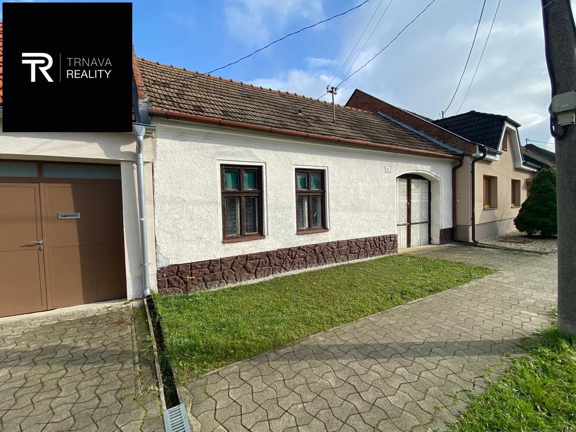 Starší rodinný dom, pozemok o výmere 945 m2, Jaslovské Bohun