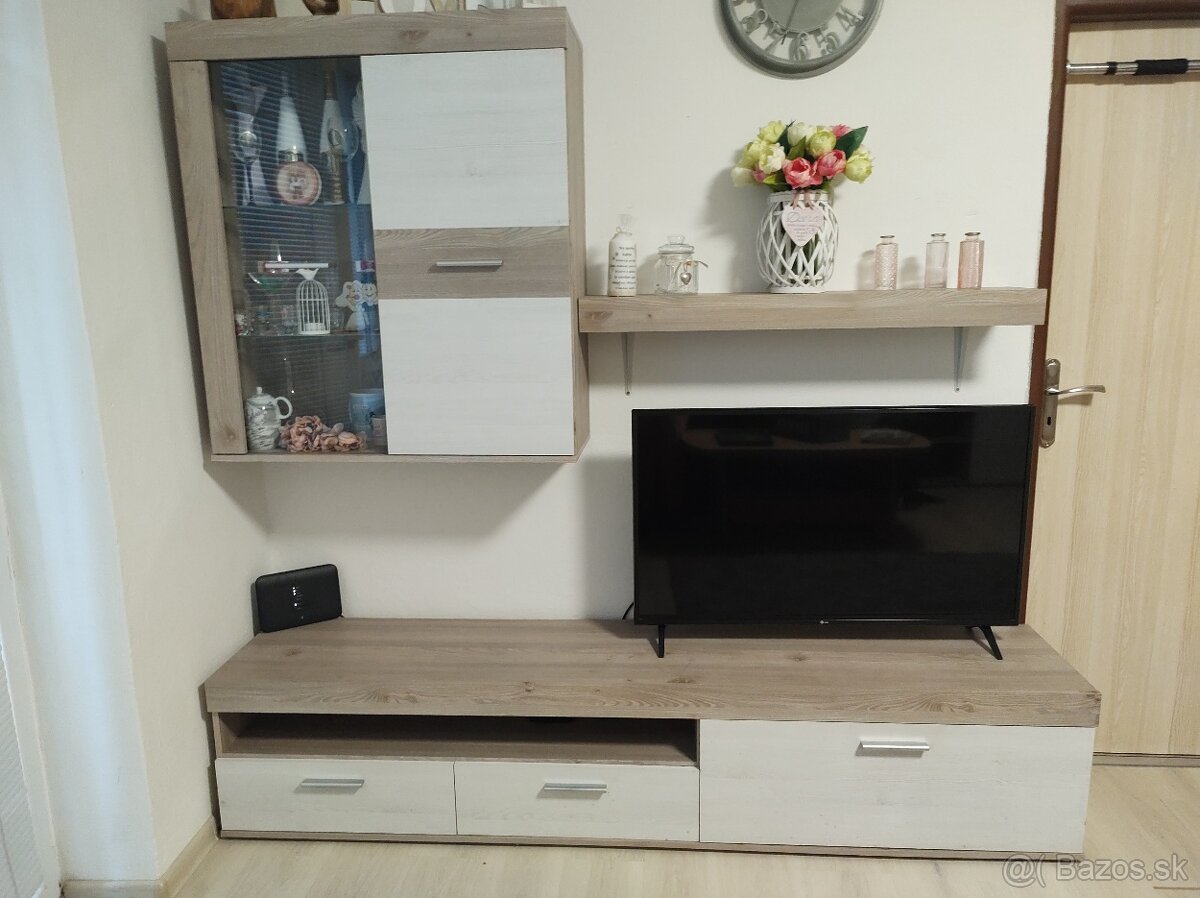 Obývacia stena biela dub truflovy