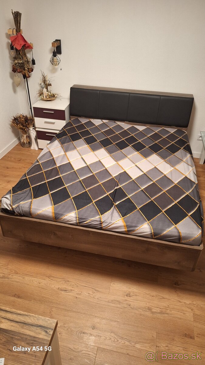 Predaj manželská posteľ