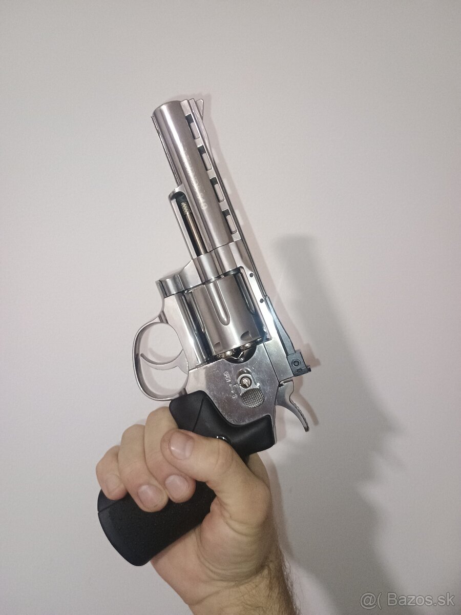 Revolver Legends S40 CO2 4.5mm