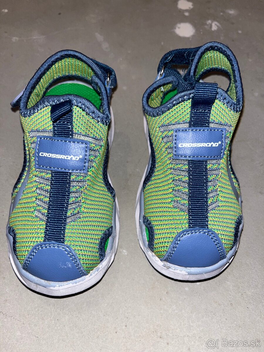 Chlapčenské sandálky veľkosť 25