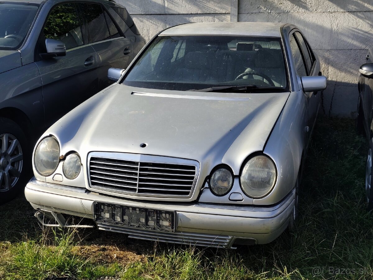 Mercedes-benz w210 E300D