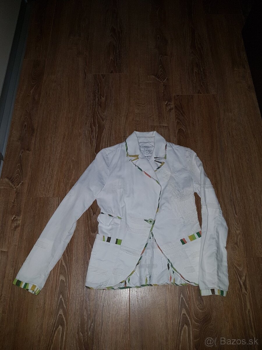 Krasne sako desigual