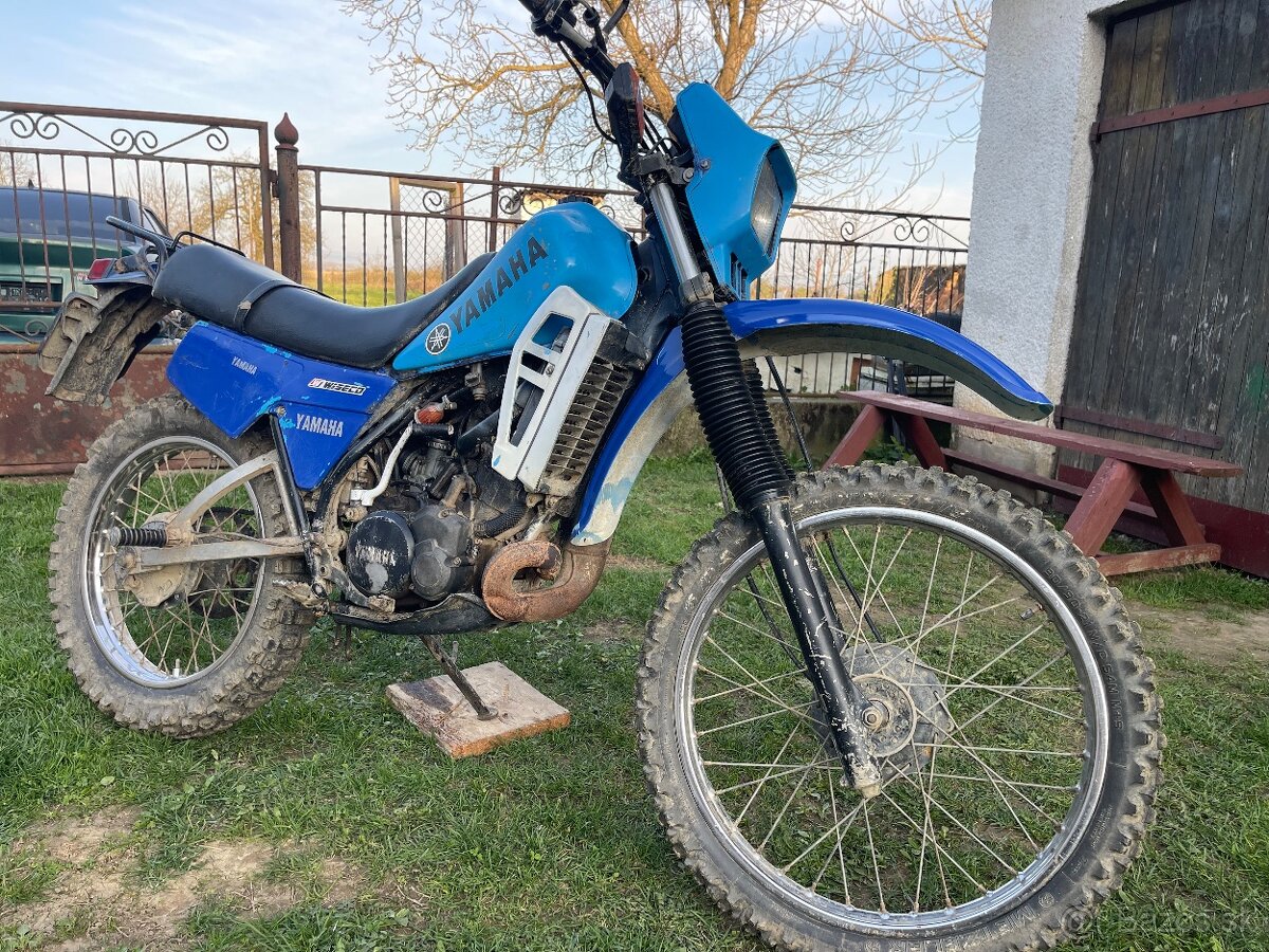 Yamaha DT 125
