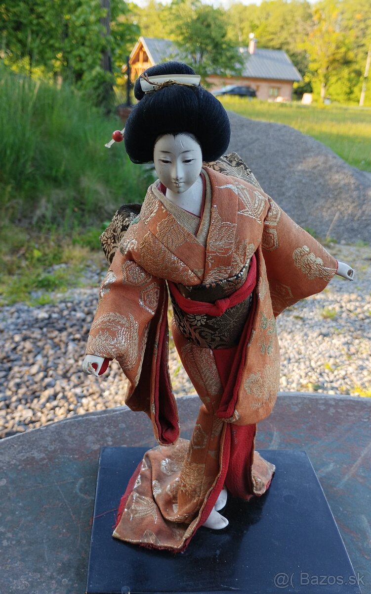 bábika Geisha