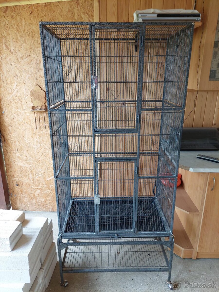 Voliera / klietka pre vtáky