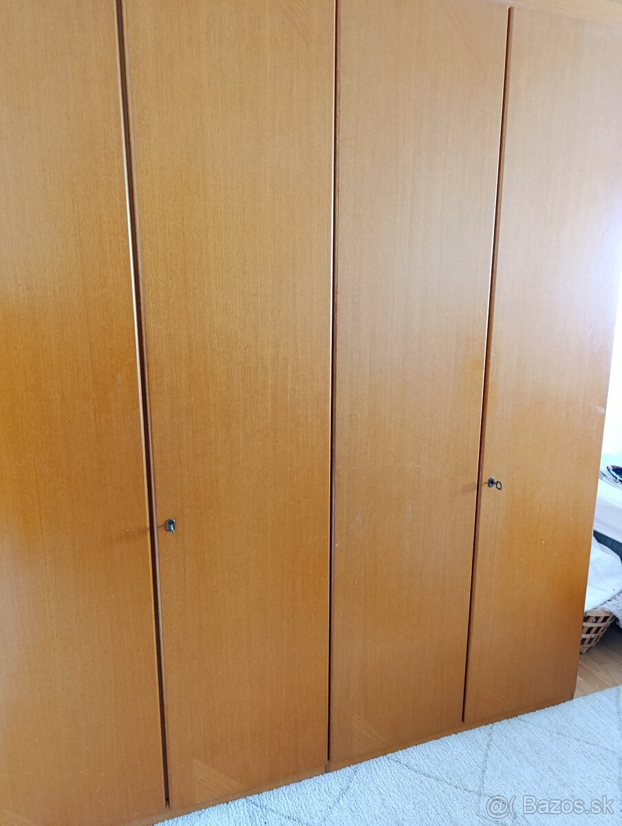 spalnova zostava na mieru