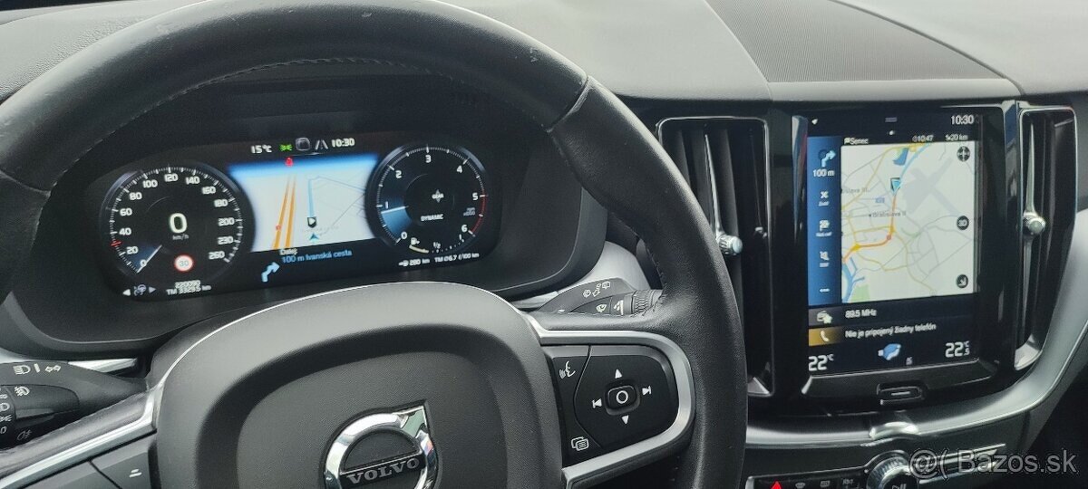 Volvo XC60 D4 2.0L Drive-E Momentum PRO PANORAMA, SLOVENSKY