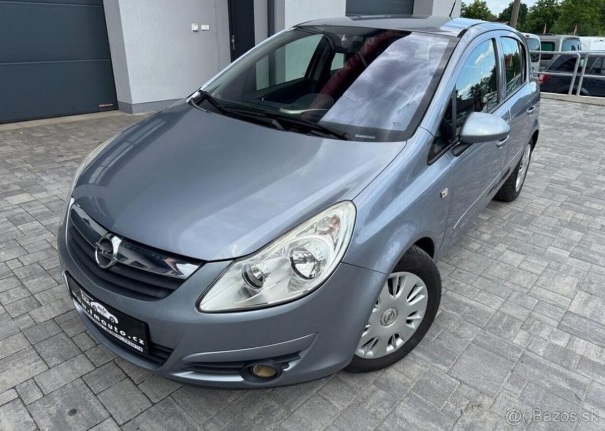 Opel Corsa 1.4i KLIMA benzín manuál 66 kw