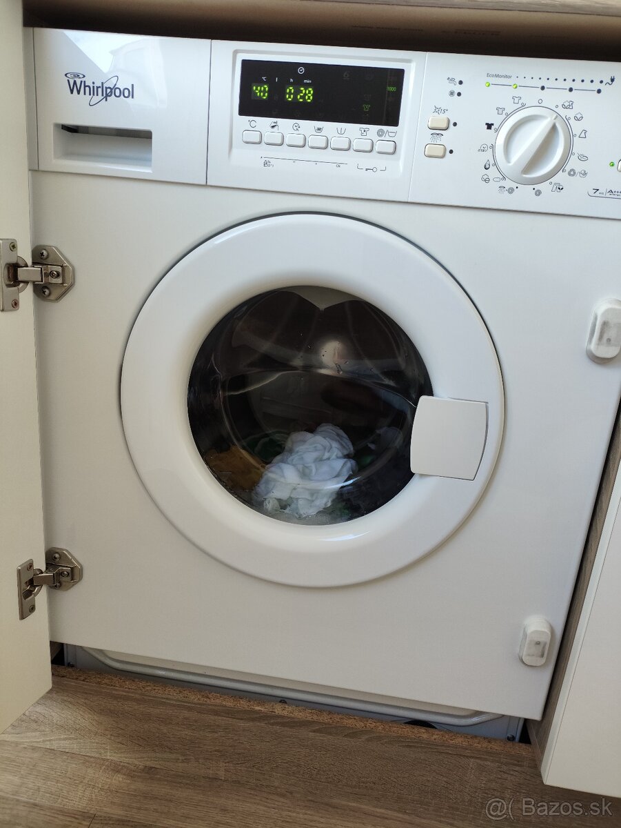 Whirlpool AWOD 053 - Vstavaná práčka
