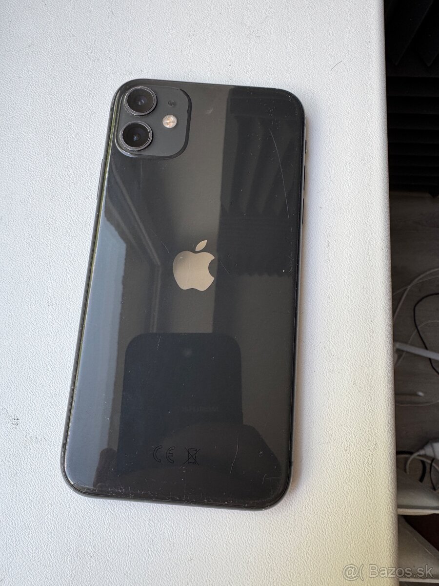 Predám iphone 11 64gb