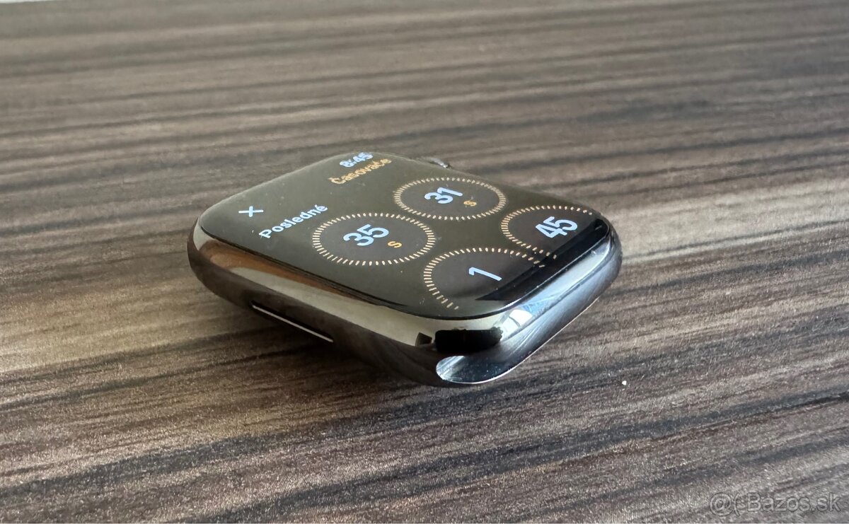 Apple Watch 7 45mm Graphite stainless steel
