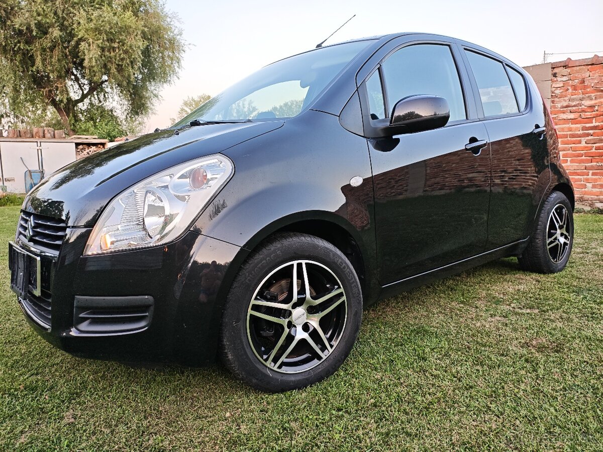Suzuki Splash Benzín r.v.10/2010 Km 69000