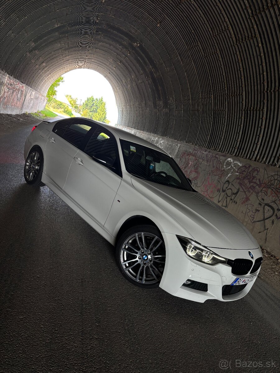 Bmw 320i f30