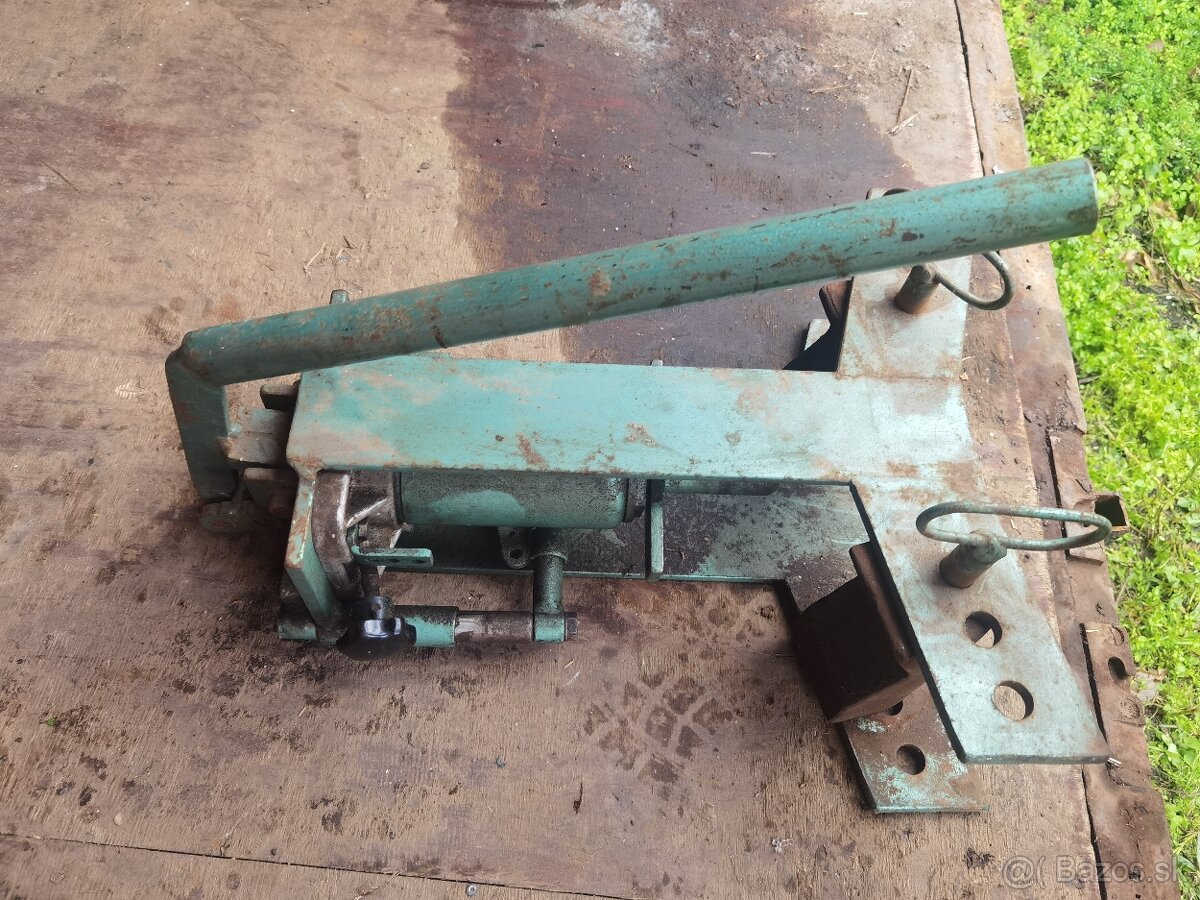 Hydraulická ručná ohýbačka rúr
