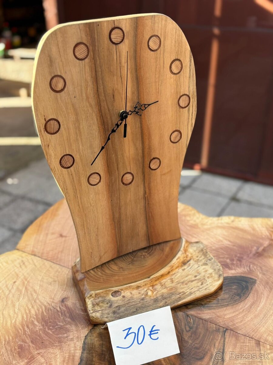Hodiny drevené, ručná vyroba