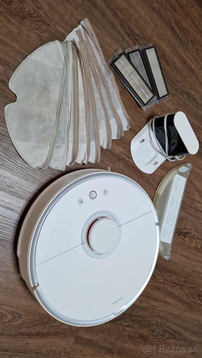 Xiaomi roborock S5 - robotický vysávač s mopom