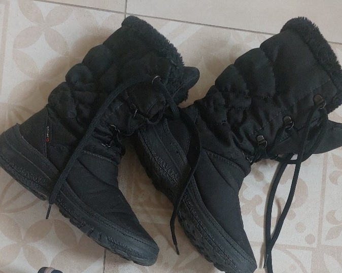 Predam zimne topanky v.36