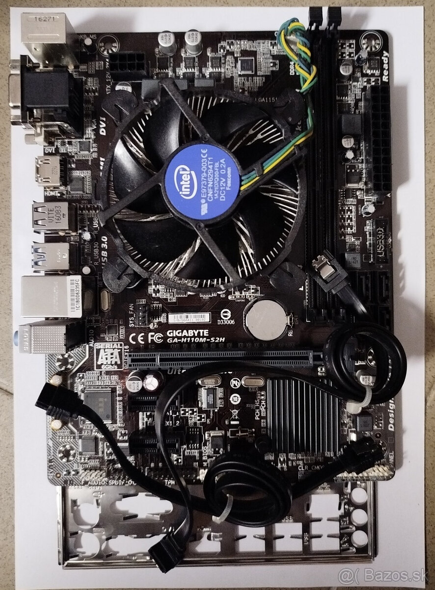 doska Gigabyte H110M-S2H + Intel Pentium G4400 LGA1151