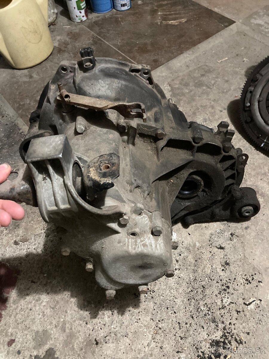 Predám prevodovku Felicia 1.3 mpi