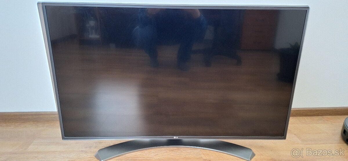 Televízor LG 43"