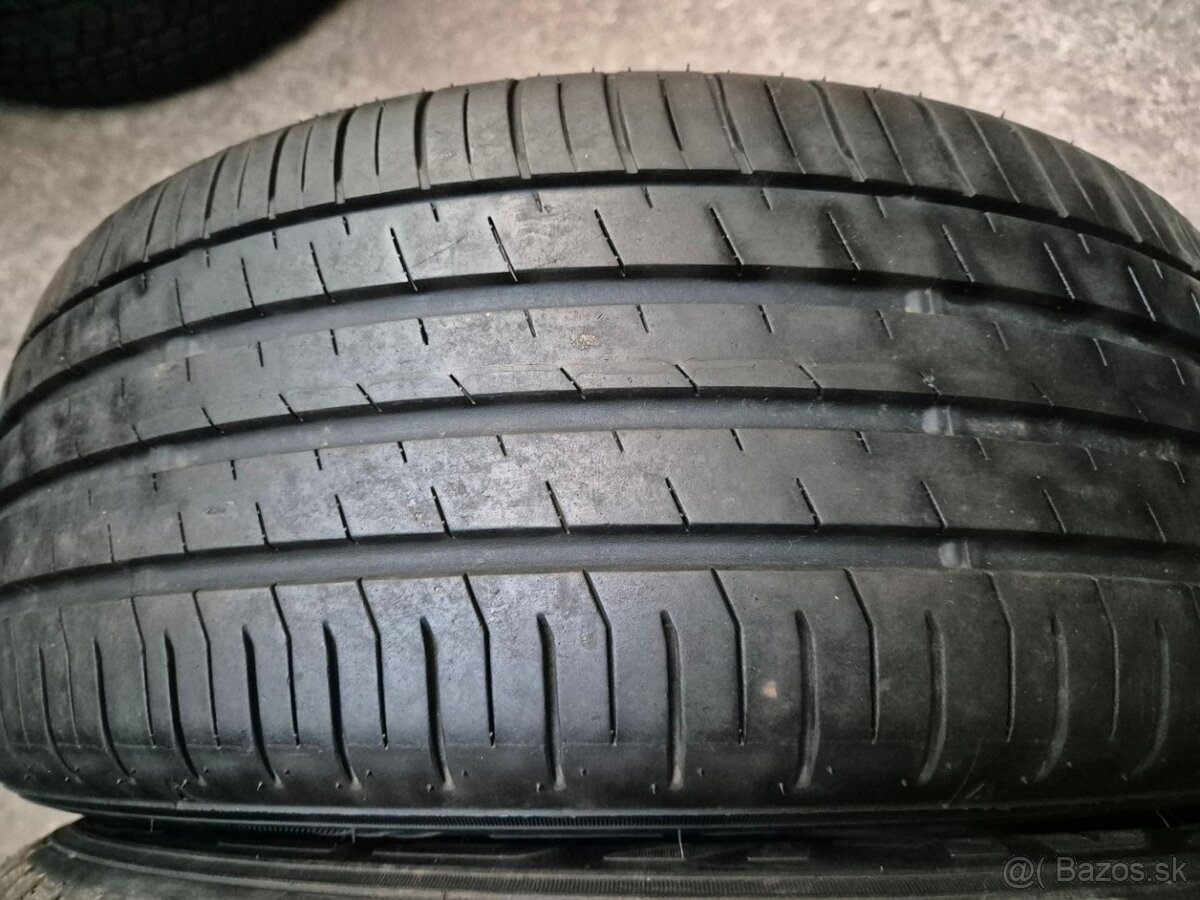 205/55 r16 letné 4 ks FALKEN dezén 6,1 - 5,6 mm DOT2020