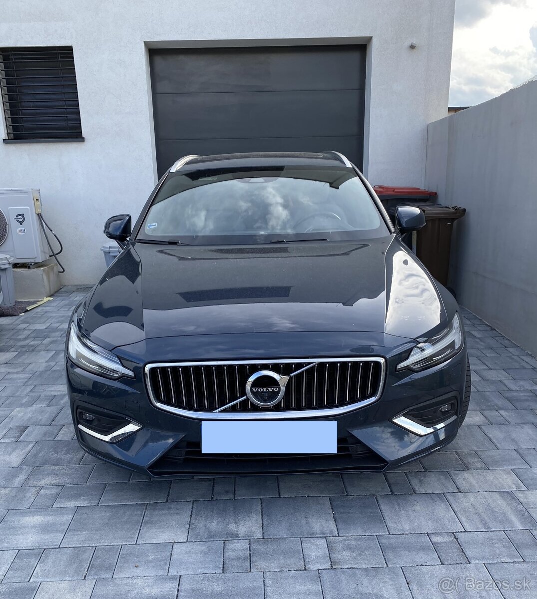VOLVO V60 B4, 56tis km, 08/2020, AT/8, NEBÚRANÉ, TOP VÝBAVA