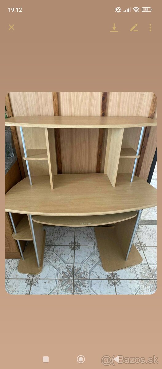 Písací stolík