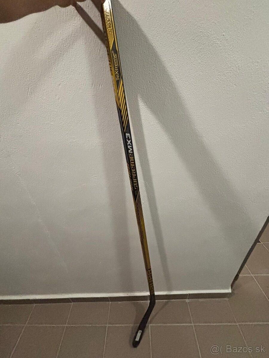nová hokejka Bauer Supreme MX3, pravé zahnutie