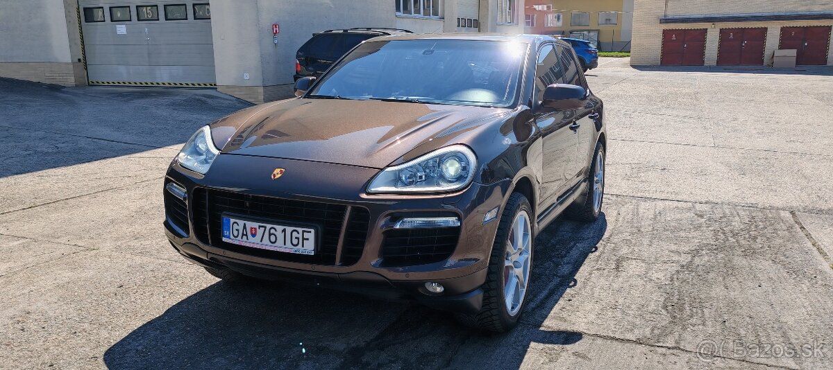Porsche Cayenne Turbo